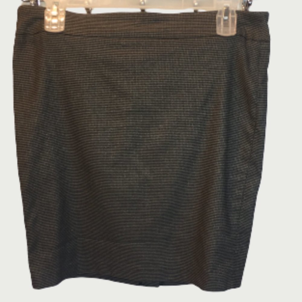 Attyre Petite Pull-on Skirt